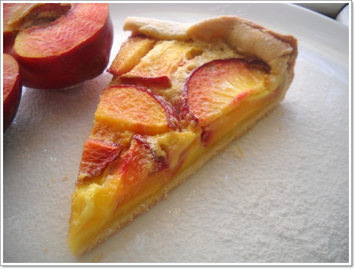 Tarta cu nectarine