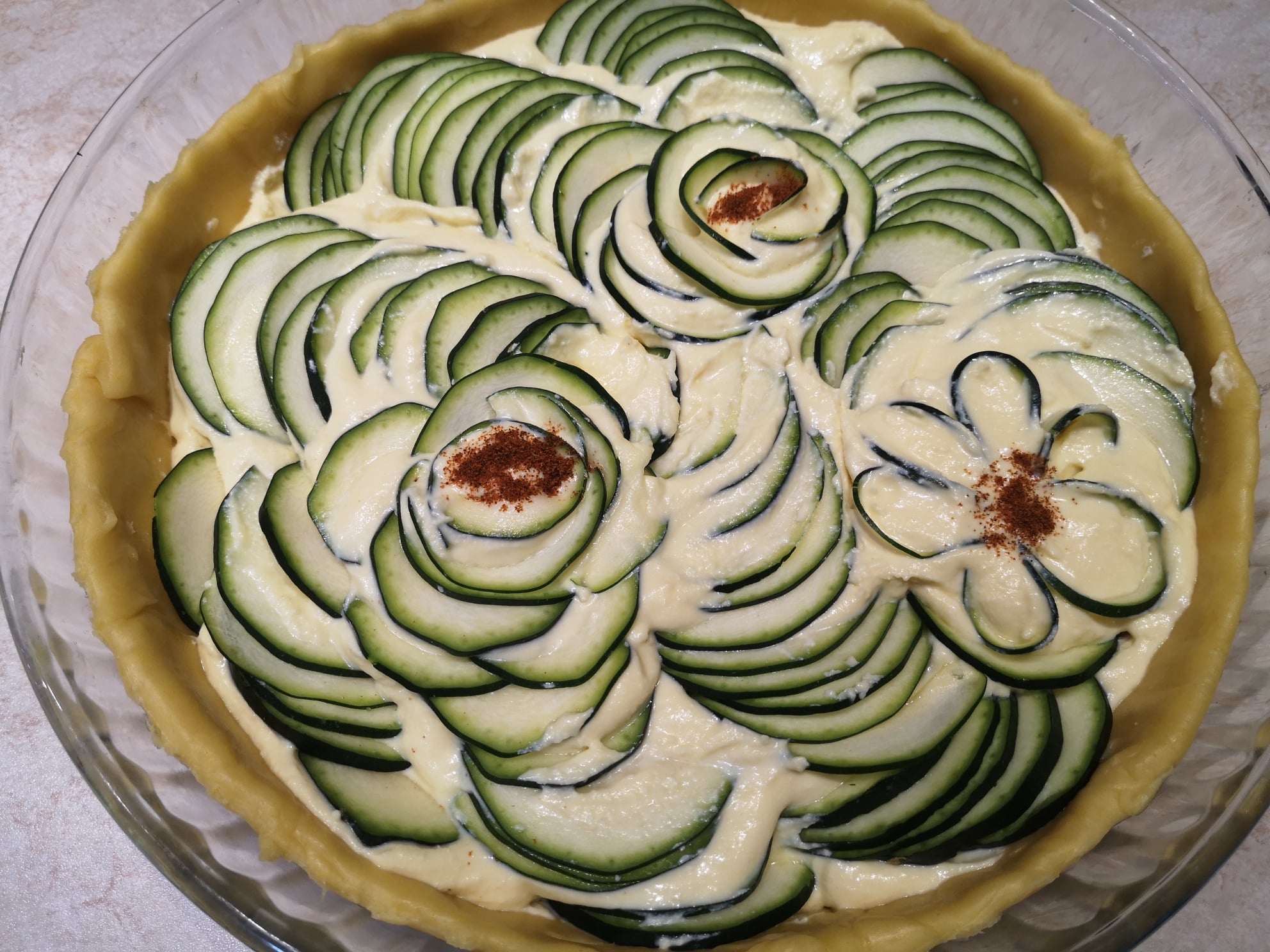 Aperitiv tarta cu zucchini si branza