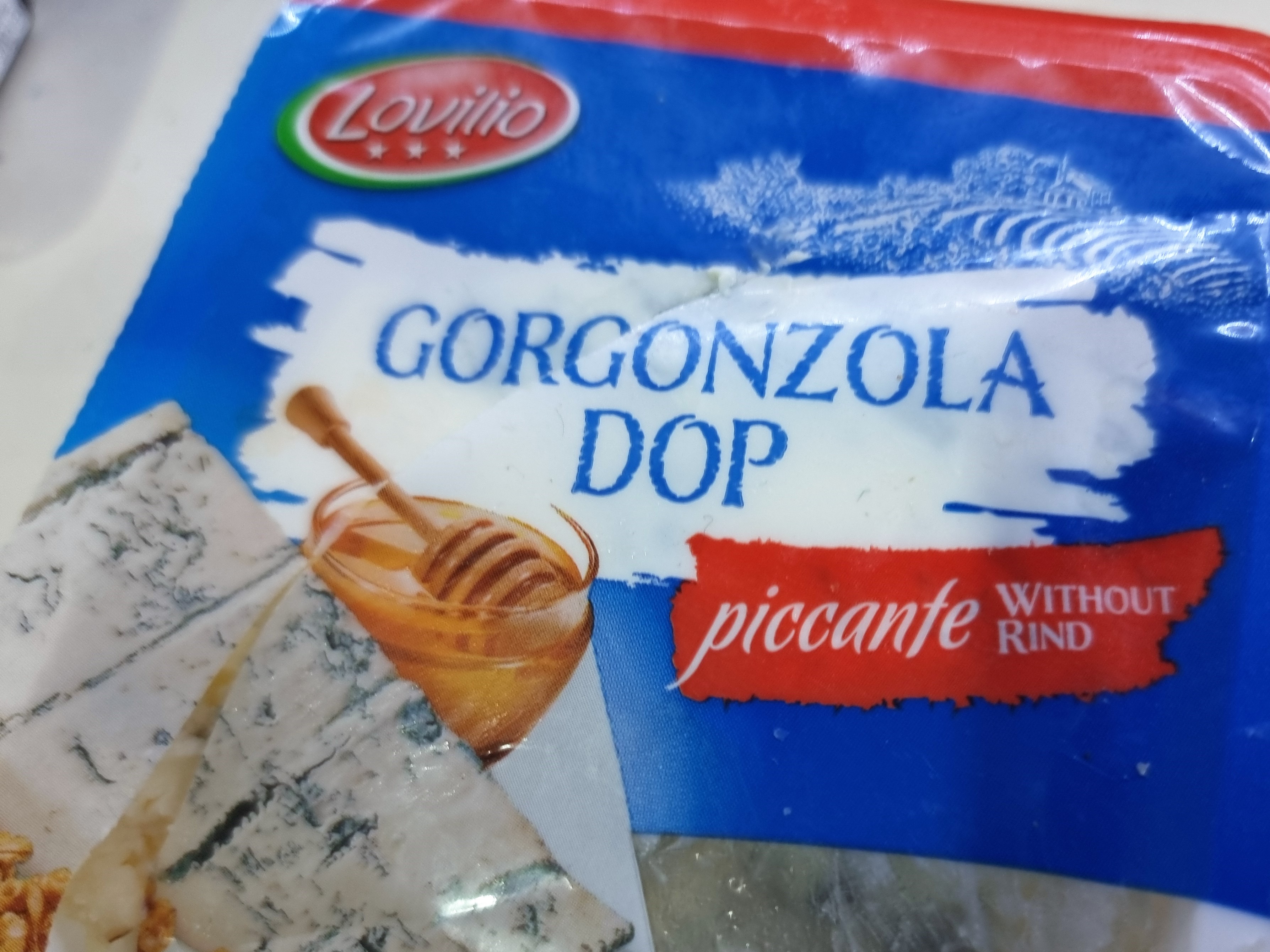 Tortellini cu pui si patru branzeturi