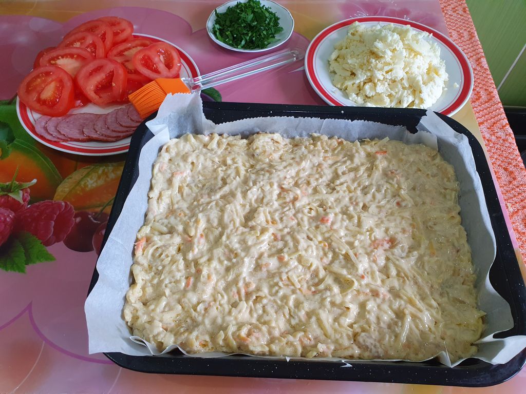 Pizza altfel, pe blat de cartofi - Reteta simpla si satioasa