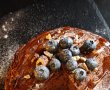 Pancakes cu ciocolată și afine - Desert irezistibil de gustos-2