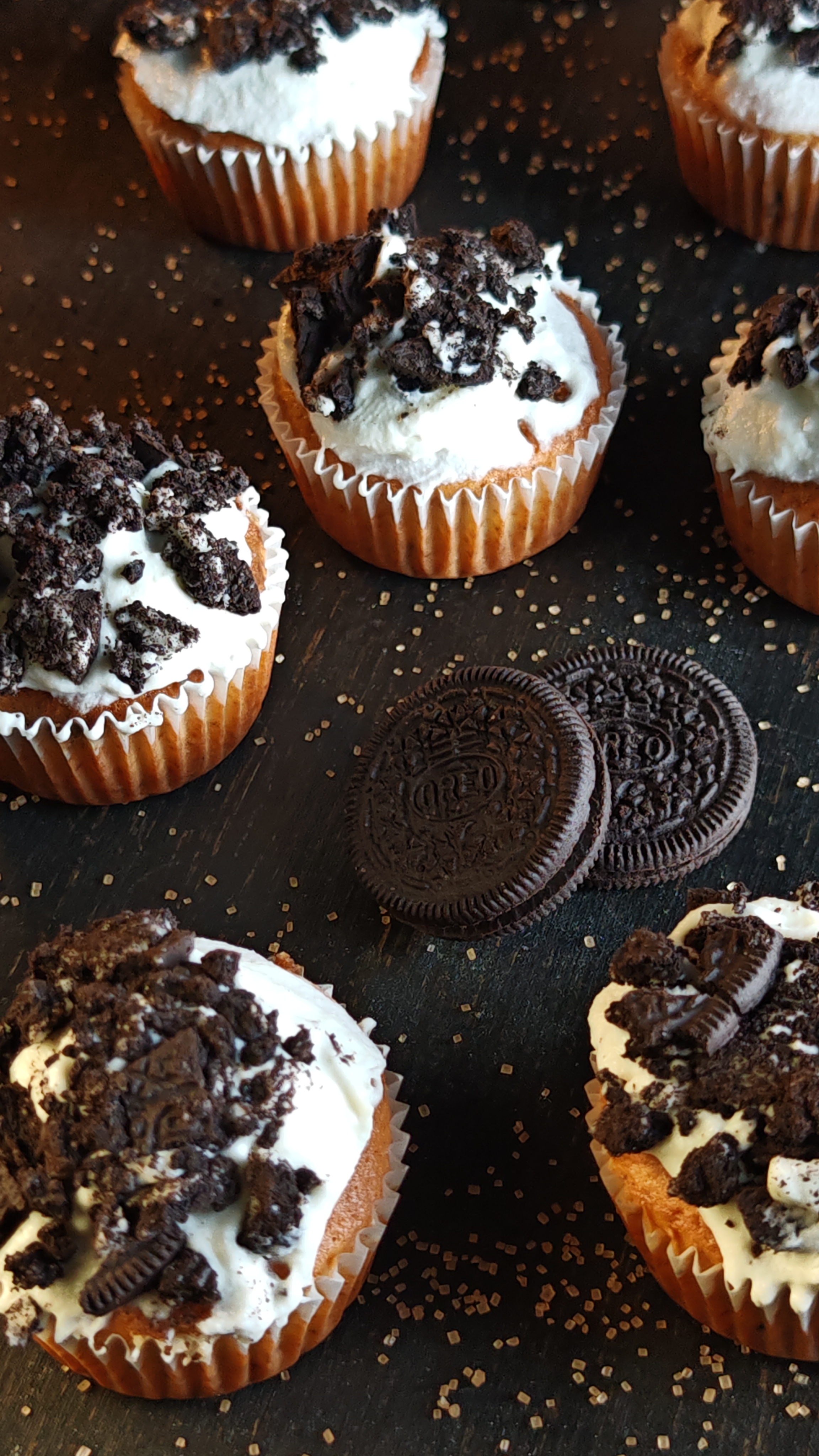 Brioșe cu Oreo - Răsfățul dulce și rapid