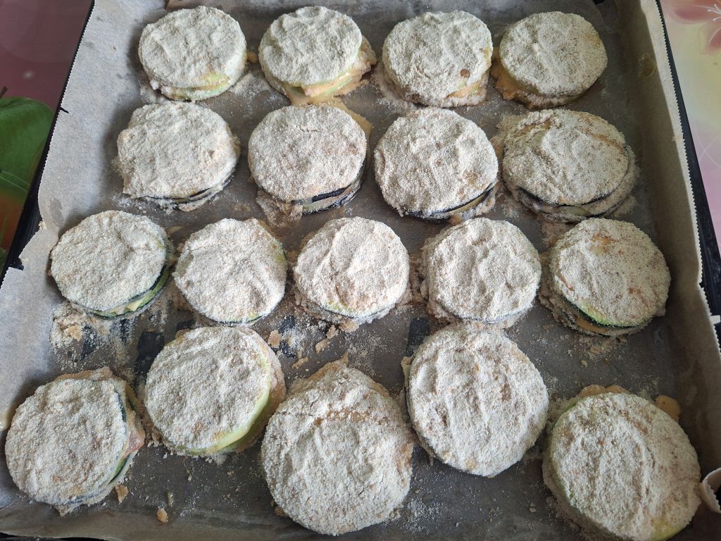 Cordon bleu de vinete, dovlecei si zucchini – Reteta simpla, rapida si gustoasa