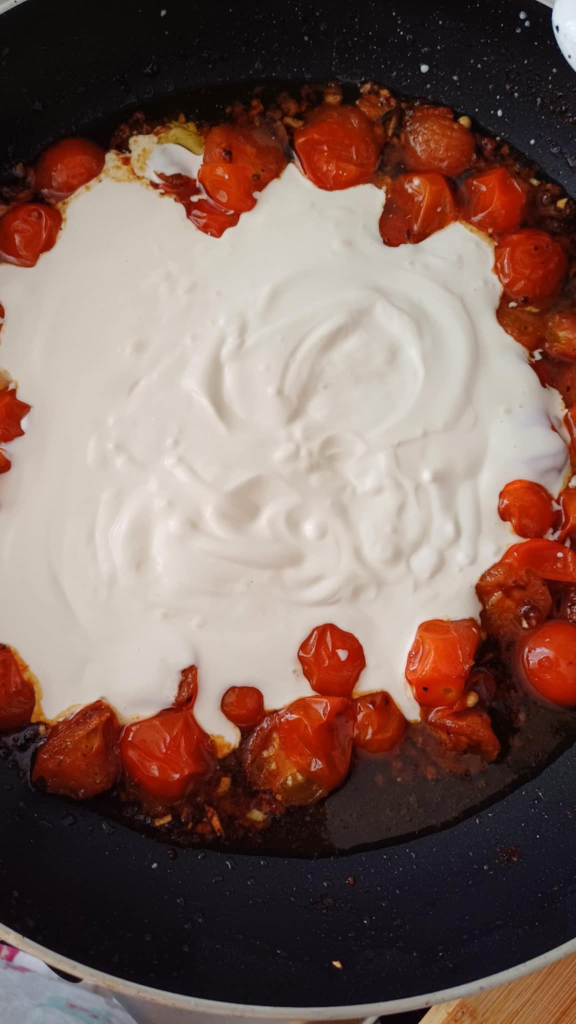 Muschiulet de porc la cuptor, cu sos de smantana