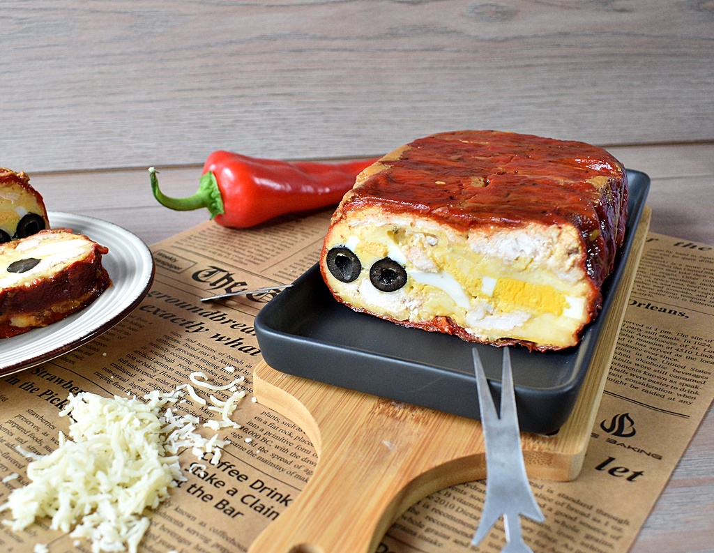 Chec cu pui si ardei kapia copti - Reteta gustoasa de aperitiv